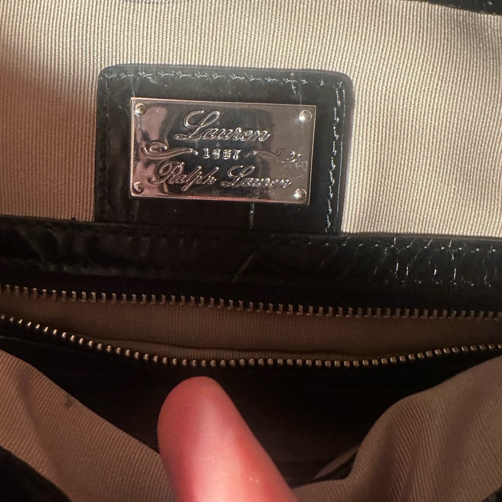 Classic Ralph Lauren crossbody leather bag w/croc-embossed detailing - Picture 9 of 13